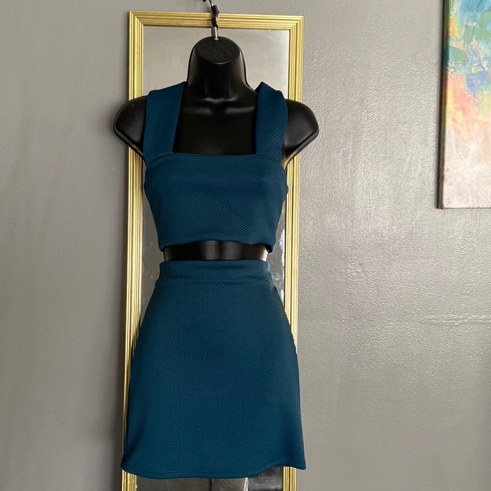 2 Piece Mini Skirt Set